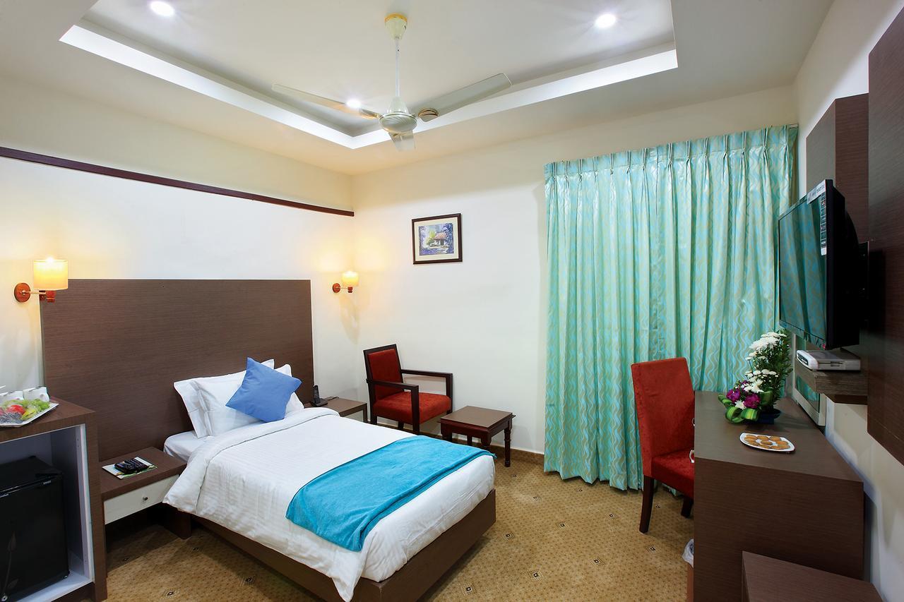 Joyees Residency Hotel Kottayam Exterior foto